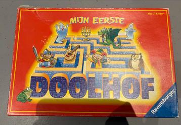 De betoverde doolhof beschikbaar voor biedingen