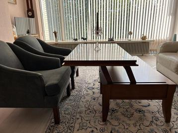 Bijzondere uittrekbare Salontafel met Opbergruimte beschikbaar voor biedingen