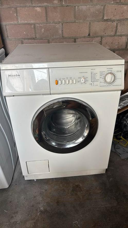 Miele Novotronic W825 5kg wasmachine –betrouwbaar& efficiënt, Witgoed en Apparatuur, Wasmachines, Zo goed als nieuw, 4 tot 6 kg