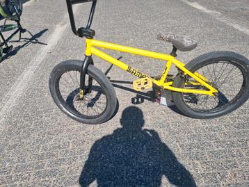 BMX Fiets - Gebruiksklaar voor Stunts beschikbaar voor biedingen