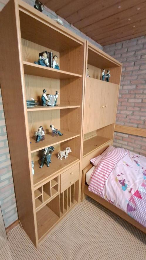 Stijlvolle tienerkamer met retro vibes – robuuste meubels., Kinderen en Baby's, Kinderkamer | Complete kinderkamers, Gebruikt