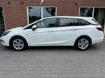 Opel Astra Sports Tourer 1.2 Edition TREKHAAK / NAVI / LMV+A, Voorwielaandrijving, 65 €/maand, Stof, Gebruikt