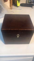 Tabaks kistje antiek, Ophalen of Verzenden