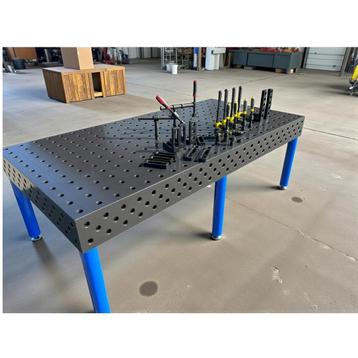 Lastafel / Opspantafel | 2400 x 1200 beschikbaar voor biedingen