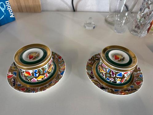 Antieke Porseleinen Kopjes en Schotels - Kleurrijk Design, Antiek en Kunst, Antiek | Porselein, Ophalen of Verzenden