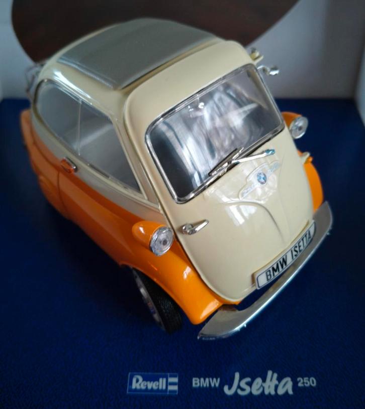 Zeldzaam model Revell 1:18 # 08912 BMW Isetta 250 in OVP, Hobby en Vrije tijd, Modelauto's | 1:18, Zo goed als nieuw, Auto, Revell