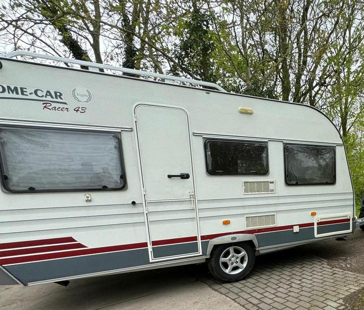 Homecar racer 43, Caravans en Kamperen, Caravans, Particulier, tot en met 4, 750 - 1000 kg, Rondzit, Home-car, Vast bed, Koelkast