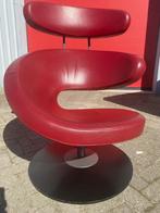 Varier Stokke Peel Relaxfauteuil in rood donker leer, Huis en Inrichting, Fauteuils, Ophalen, Gebruikt, 100 tot 125 cm, Leer