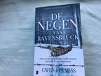 De Negen van Ravensbrück - Gwen Strauss, Boeken, Ophalen of Verzenden, Zo goed als nieuw