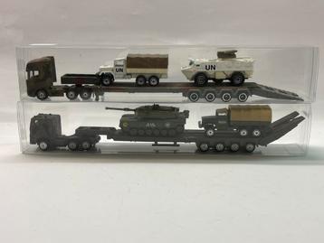 ** 2 x TRAILER + OPLEGGER + 4 x metalen LEGER-VOERTUIGEN ** beschikbaar voor biedingen