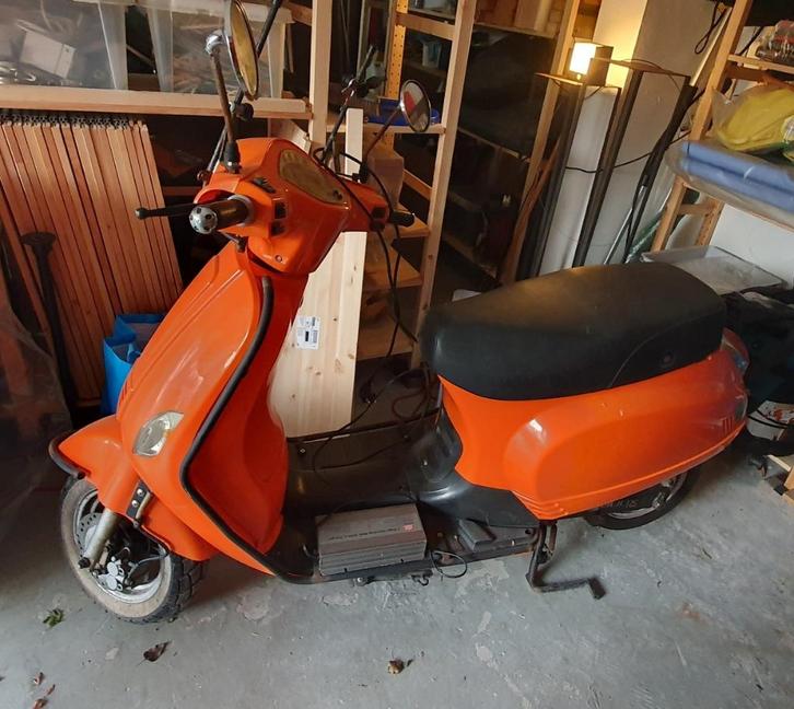 GRATIS JUIZZ SCOOTER 100% ELECTRISCH, Fietsen en Brommers, Scooters | Overige merken, Gebruikt, Elektrisch, Ophalen