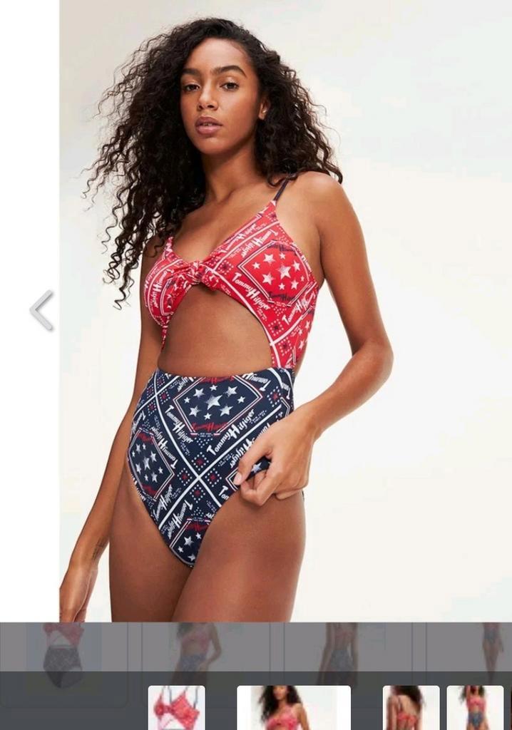 Badpak Tommy Hilfiger M L dames blauw, Kleding | Dames, Badmode en Zwemkleding, Zo goed als nieuw, Badpak, Blauw, Ophalen of Verzenden