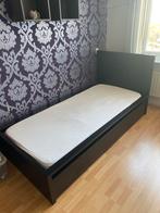 Bed eenpersoons (Ikea Malm 90x200), Huis en Inrichting, Ophalen, 90 cm, Eenpersoons, Zo goed als nieuw