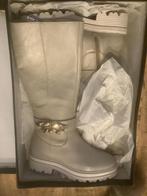 Mooie nieuwe laarzen, Ophalen of Verzenden, Nieuw, Beige, Hoge laarzen