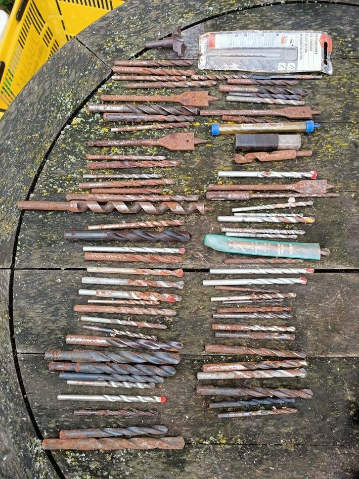 Diverse boren 75 stuks., Doe-het-zelf en Verbouw, Gereedschap | Boormachines, Zo goed als nieuw, Ophalen of Verzenden