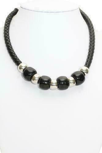 Ketting zwart met zilver, nieuw. beschikbaar voor biedingen