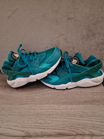 NIKE Air Huarache Metallic Teal Blue  ( EU 38,5) beschikbaar voor biedingen