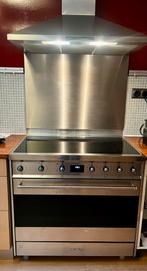 Smeg inductiekookplaat 90 cm met oven, achterwand, afzuiger, Witgoed en Apparatuur, Fornuizen, Gebruikt, Hete lucht, Energieklasse A of zuiniger
