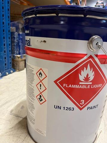 International - Interbond 201 Storm Grey, 16L en 4L beschikbaar voor biedingen
