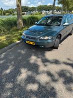 Volvo V70 2.4 170PK AUT 2001 Groen, Auto's, Volvo, 1800 kg, Zwart, Stationwagon, 2435 cc