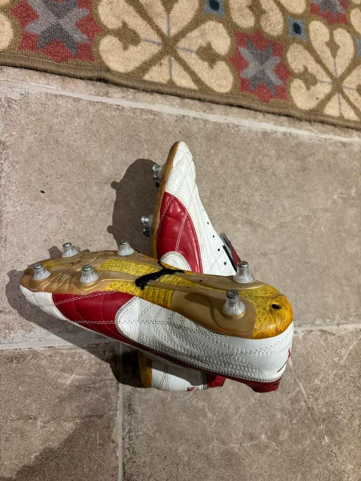 Puma King leren voetbalschoenen schroefnoppen, Sport en Fitness, Voetbal, Zo goed als nieuw, Schoenen, Maat M, Ophalen of Verzenden