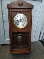 Oude Bimbam klok met bol glas en koperen details, Verzenden