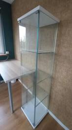 Vitrine kast ikea, Ophalen