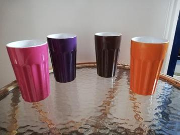 AH bekers, 4 stuks beschikbaar voor biedingen