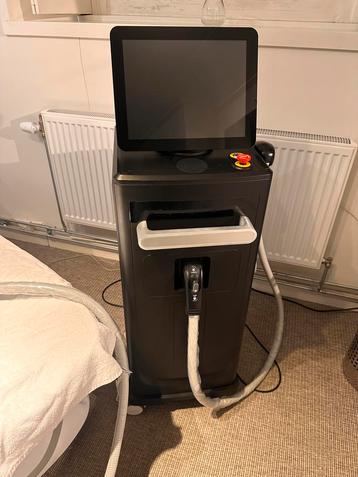 Diode ICE Laser POR TRIPLE WAVE – Tweedehands in topstaat beschikbaar voor biedingen