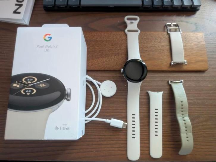 Google Pixel Watch 2 LTE, Sieraden, Tassen en Uiterlijk, Smartwatches, Zo goed als nieuw, Android, Zilver, Afstand, Calorieverbanding