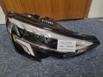 Audi A3 8Y VOLLED Koplamp Rechts 8Y0941034A, Ophalen of Verzenden, Gebruikt