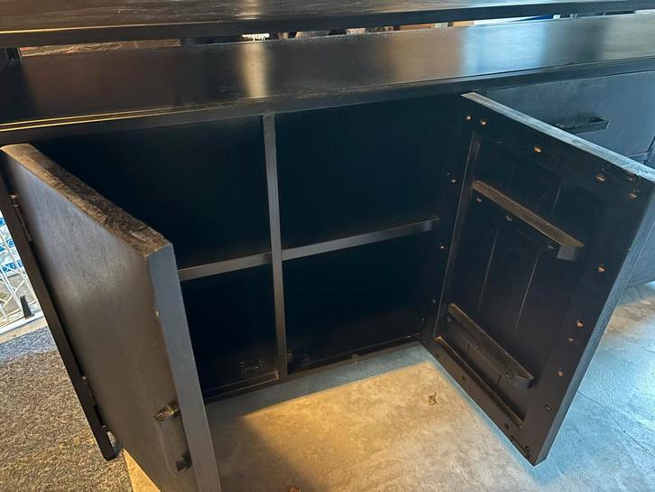 Zwarte Dressoir/Opbergkast - Hout & Aluminium, Huis en Inrichting, Kasten | Dressoirs, Zo goed als nieuw, 150 tot 200 cm, 25 tot 50 cm