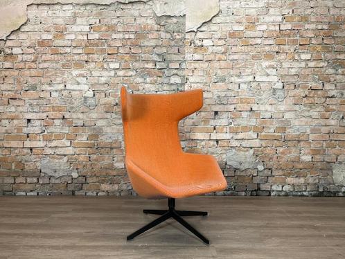 Moroso Take A Line For A Walk oranje bij TheReSales, Huis en Inrichting, Fauteuils, Zo goed als nieuw, Metaal, Stof, 75 tot 100 cm