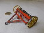 Dinky Toys 27K/324 (1955)  FARM HAY RAKE., Ophalen of Verzenden, Gebruikt, Tractor of Landbouw, Dinky Toys