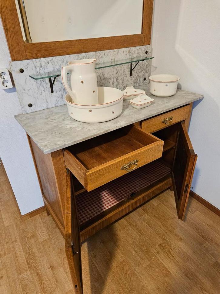 Antiek wastafelmeubel met spiegel, Antiek en Kunst, Antiek | Meubels | Kasten, Ophalen of Verzenden