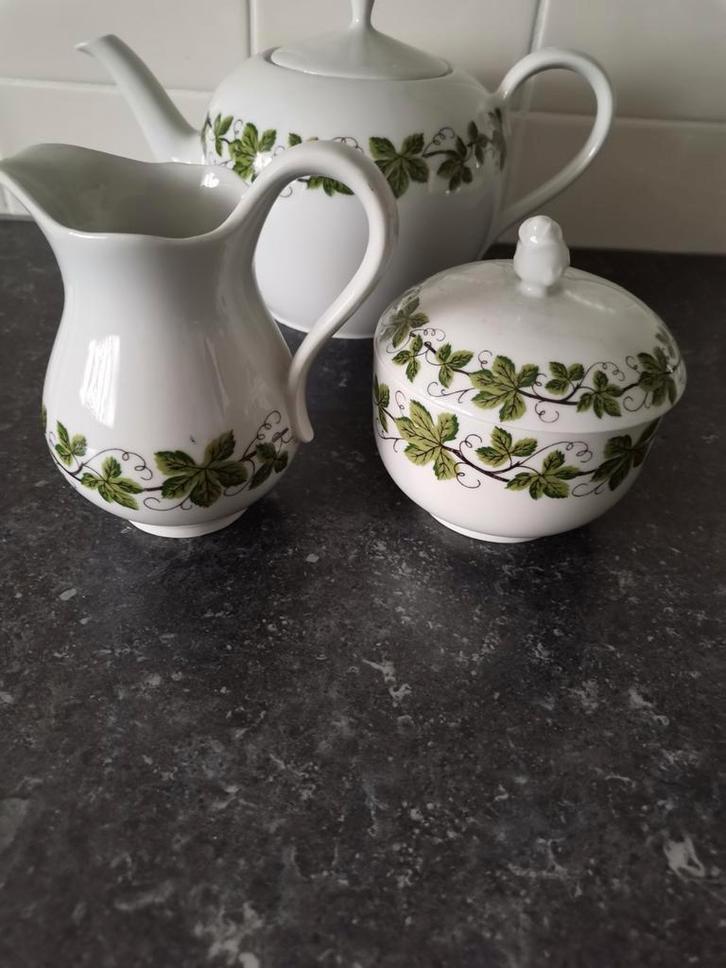 Ontbijt servies  compleet, Antiek en Kunst, Antiek | Servies los, Ophalen of Verzenden
