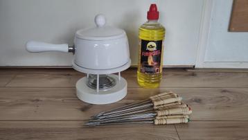 Fondue set compleet emaille incl brandstof beschikbaar voor biedingen