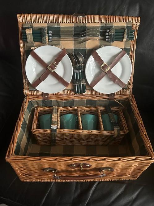 Picknick koffer, Hobby en Vrije tijd, Picknickmanden, Nieuw, Ophalen of Verzenden