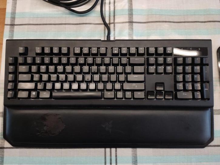 Razer Blackwidow Chroma V2 + Firefly, Computers en Software, Toetsenborden, Zo goed als nieuw, Qwerty, Bedraad, Gaming toetsenbord