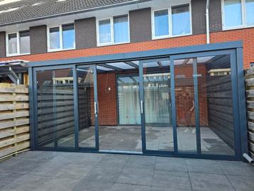 Overkapping op de maat beschikbaar voor biedingen