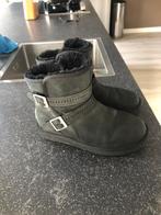 Meiden UGG,s, Kleding | Dames, Schoenen, Ophalen of Verzenden, Zo goed als nieuw, Bruin