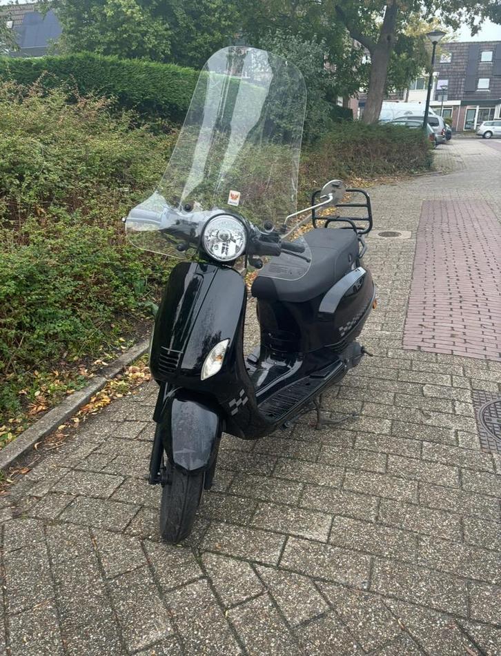 Btc riva 2018 voor onderdelen, Fietsen en Brommers, Brommers | Toebehoren, Zo goed als nieuw, Overige typen, Ophalen of Verzenden