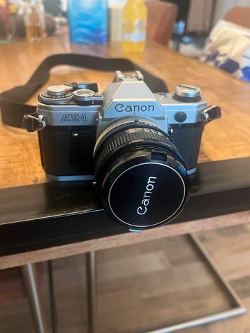 Canon AE-1 Spiegelreflex Camera 50mm beschikbaar voor biedingen