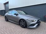 Mercedes-Benz CLA 180 7G-DCT PANO MEMORY MAT GRIJS CAMERA, Auto's, Euro 6, Origineel Nederlands, Bedrijf, 3 cilinders