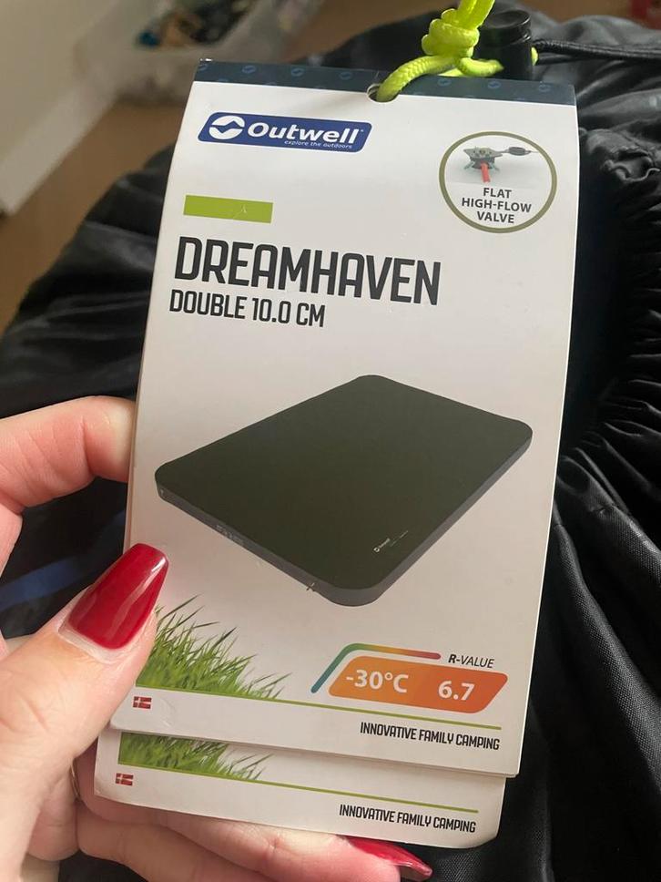Outwell Dreamhaven Double 10.0 cm - Nieuwstaat!, Caravans en Kamperen, Luchtbedden, Zo goed als nieuw, 2-persoons, Ingebouwde pomp