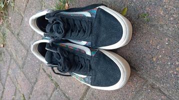 Vans maat 38 platform beschikbaar voor biedingen