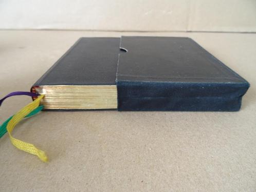 Messale Romano Quotidiano Latino-Italiano dorato verguld1962, Boeken, Godsdienst en Theologie, Zo goed als nieuw, Christendom | Katholiek