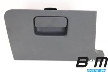 Bakje links onder dashboard VW Golf 7 R beschikbaar voor biedingen