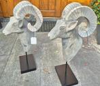 2 Houten beelden bokken koppen, Verzamelen, Beelden en Beeldjes, Ophalen of Verzenden