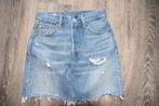 Stoere spijkerrok van Levi's, Kleding | Dames, Rokken, Blauw, Ophalen of Verzenden, Zo goed als nieuw, Maat 34 (XS) of kleiner